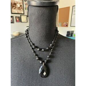 Vintage AVON black faceted double teardrop pendant gothic Nina Ricci necklace